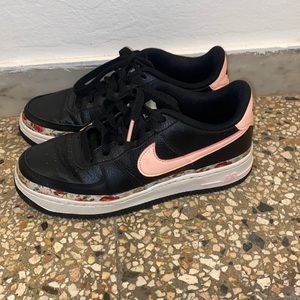 Air Force 1 low “vintage floral” size 5Y 7W